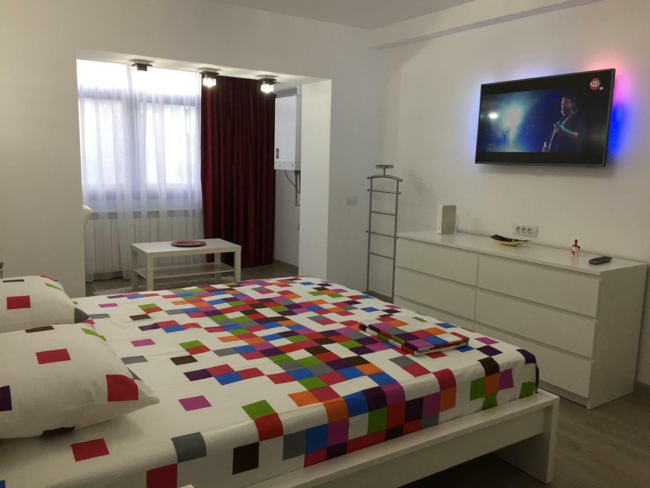 Luxury Apartment Galaţi Екстериор снимка