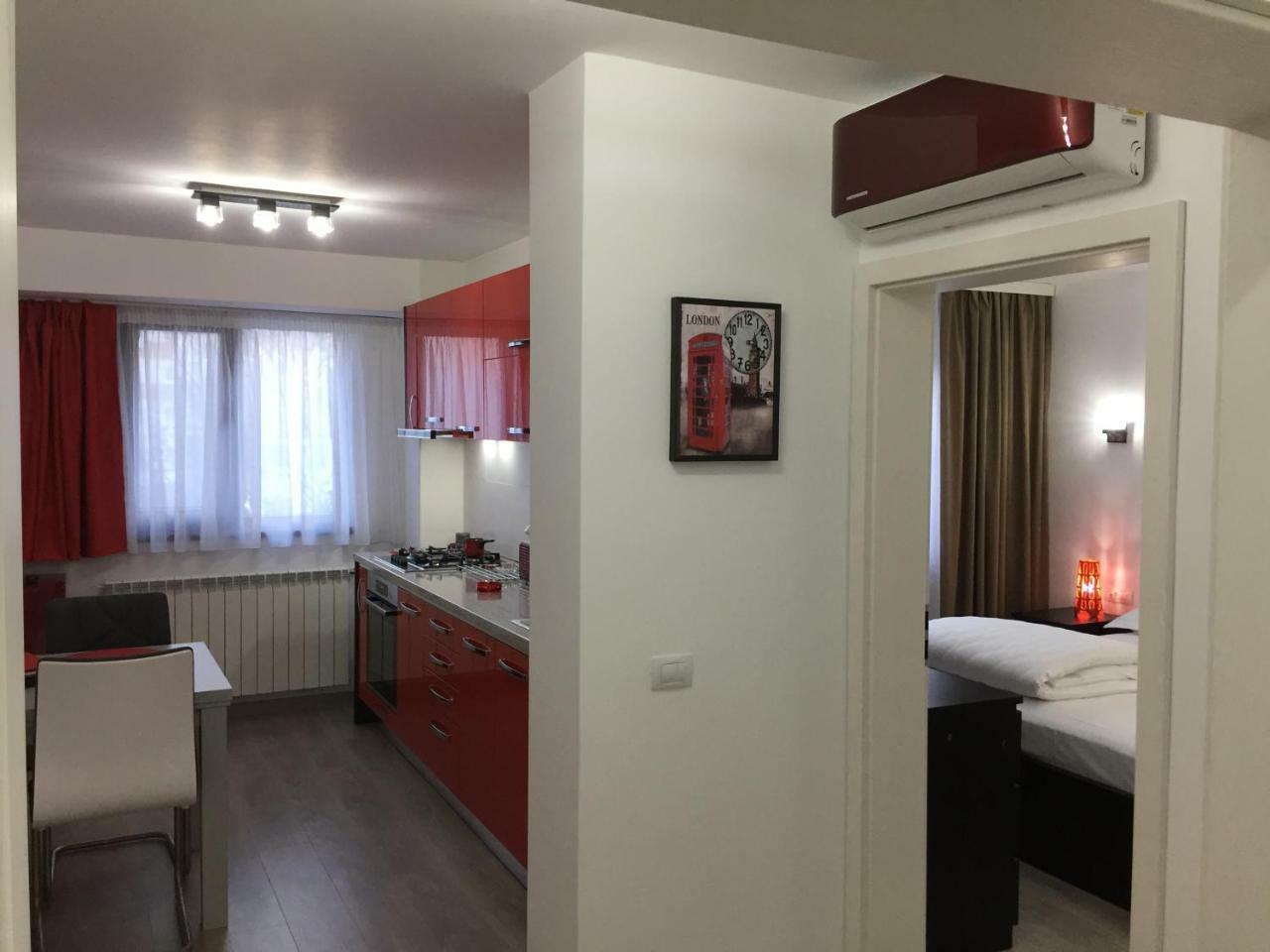 Luxury Apartment Galaţi Екстериор снимка
